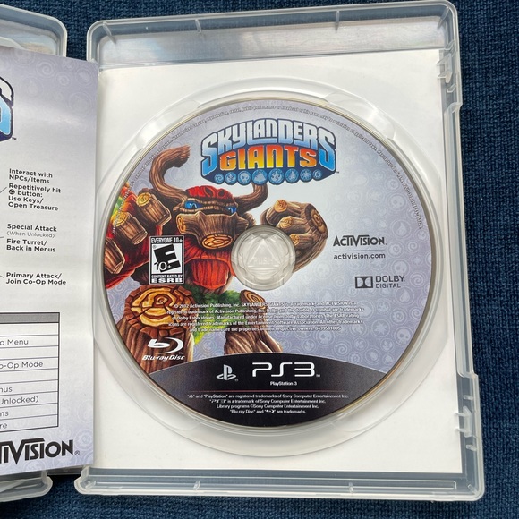 PS3 Skylanders Giants video game - Picture 4 of 5
